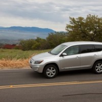 Toyota RAV4 EV, al via il debutto